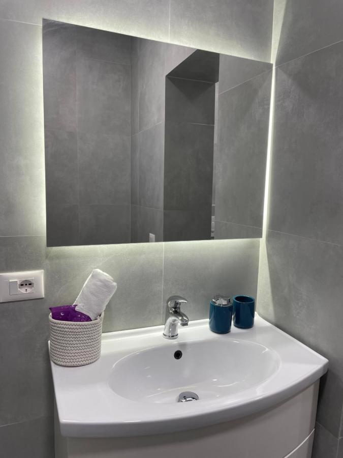 טיראנה Lovely Apartment מראה חיצוני תמונה