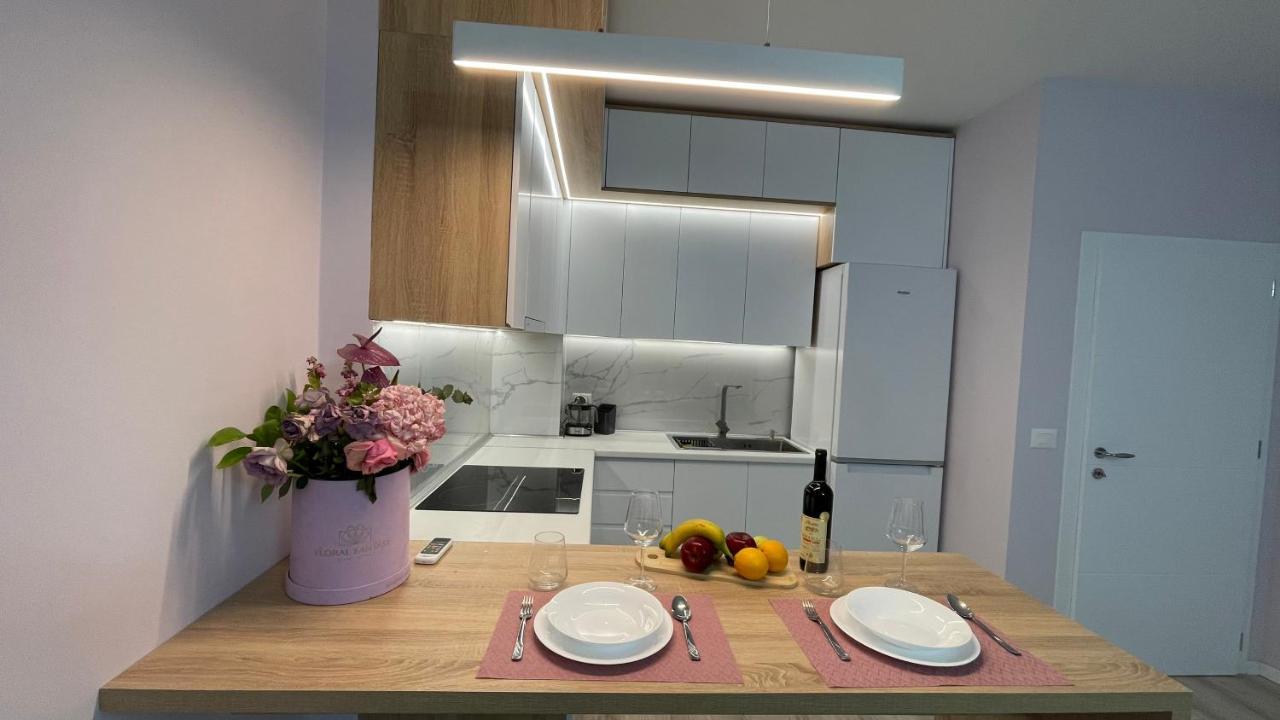 טיראנה Lovely Apartment מראה חיצוני תמונה